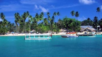 Island tour with bathing stay PigeonPoint