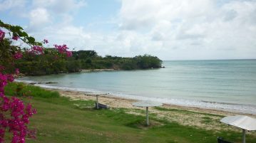 Canoebay am südlichen Atlantik auf Tobago
