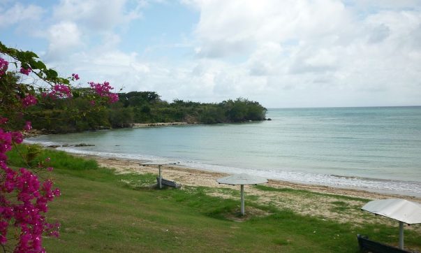 Canoebay am südlichen Atlantik auf Tobago
